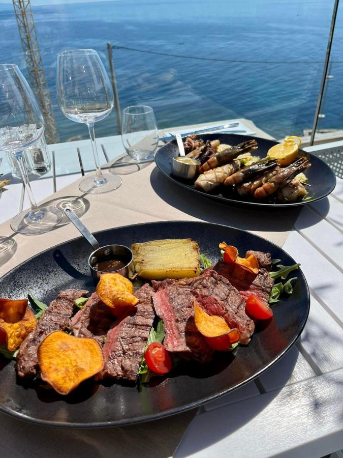 Hotel Calavita Rooftop & Spa San-Martino-di-Lota 外观 照片