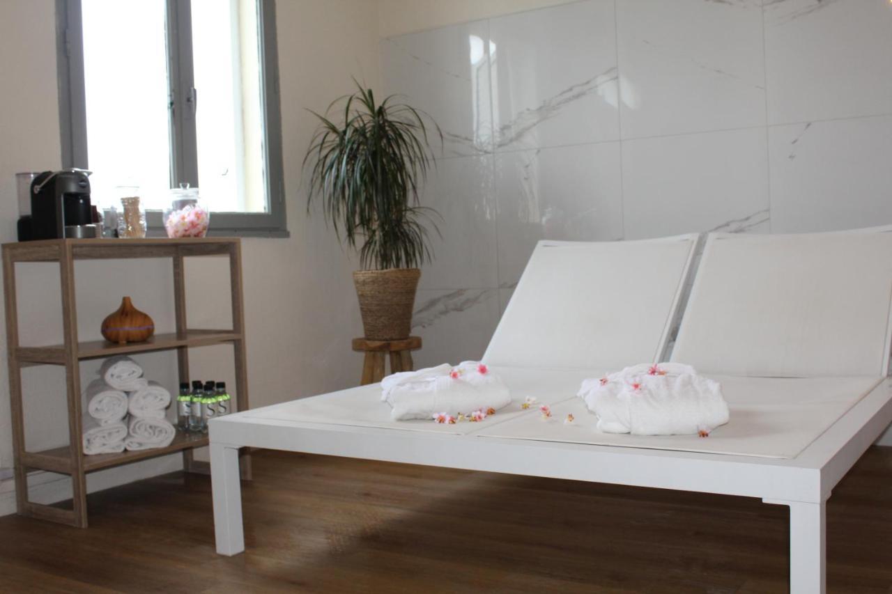 Hotel Calavita Rooftop & Spa San-Martino-di-Lota 外观 照片