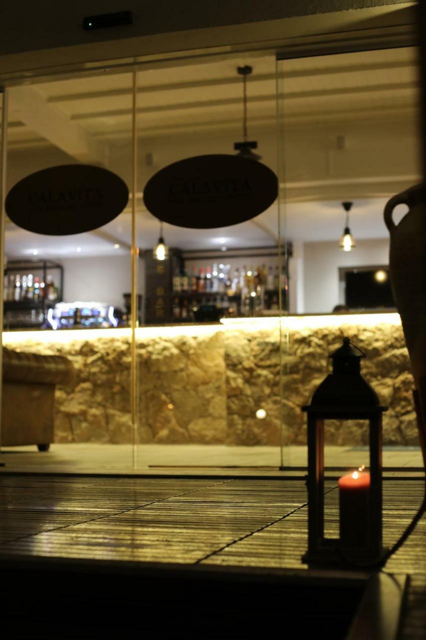 Hotel Calavita Rooftop & Spa San-Martino-di-Lota 外观 照片