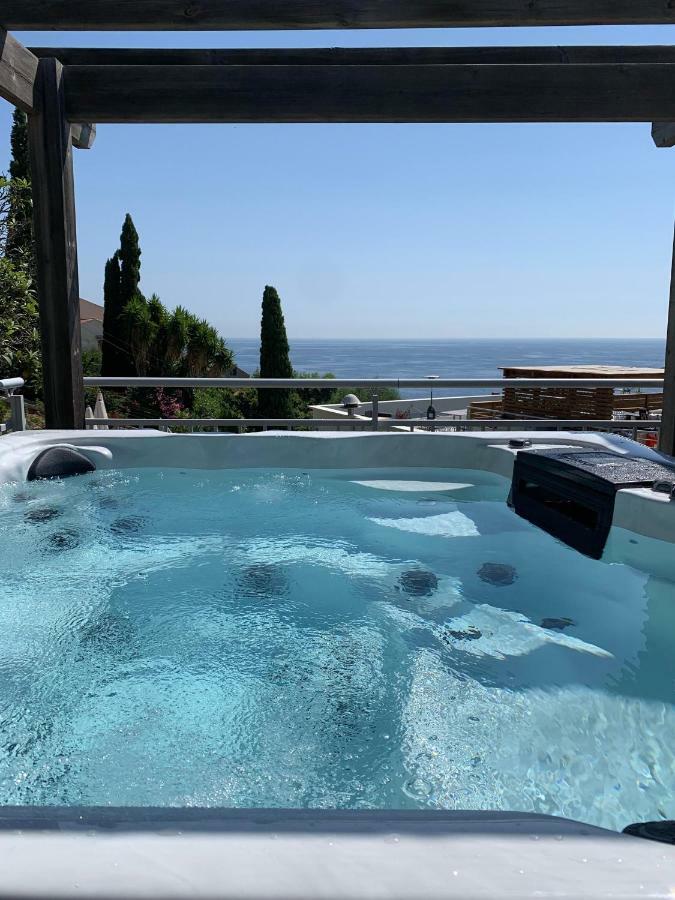 Hotel Calavita Rooftop & Spa San-Martino-di-Lota 外观 照片